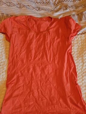 Moving Comfort Coral Short-Sleeve Performance Tee